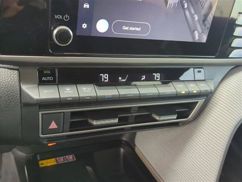 Certified 2025 Toyota Camry SE FWD image 23