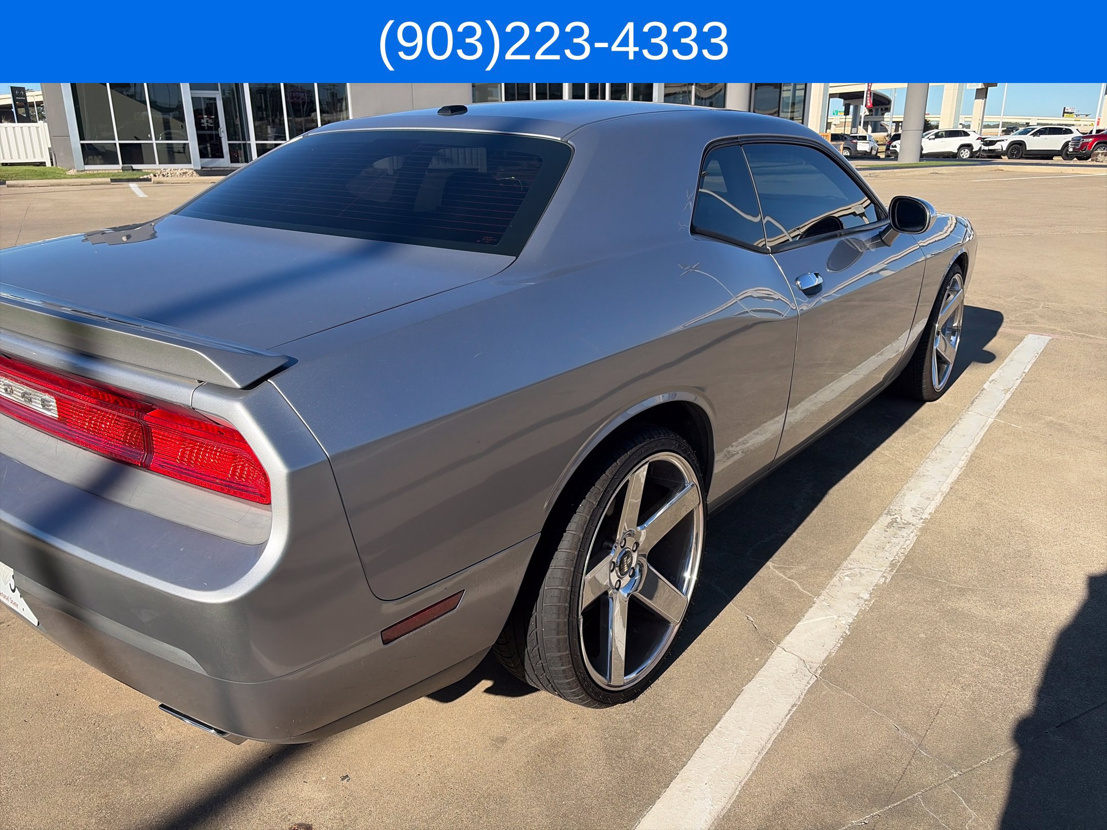 Used 2014 Dodge Challenger SXT w/ Super Sport Group (SS/T) RWD image 8
