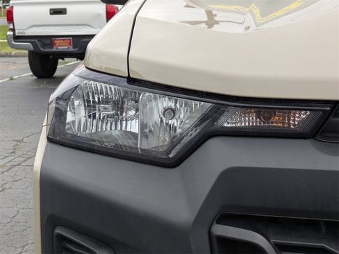 Used 2023 Chevrolet Colorado W/T image 10