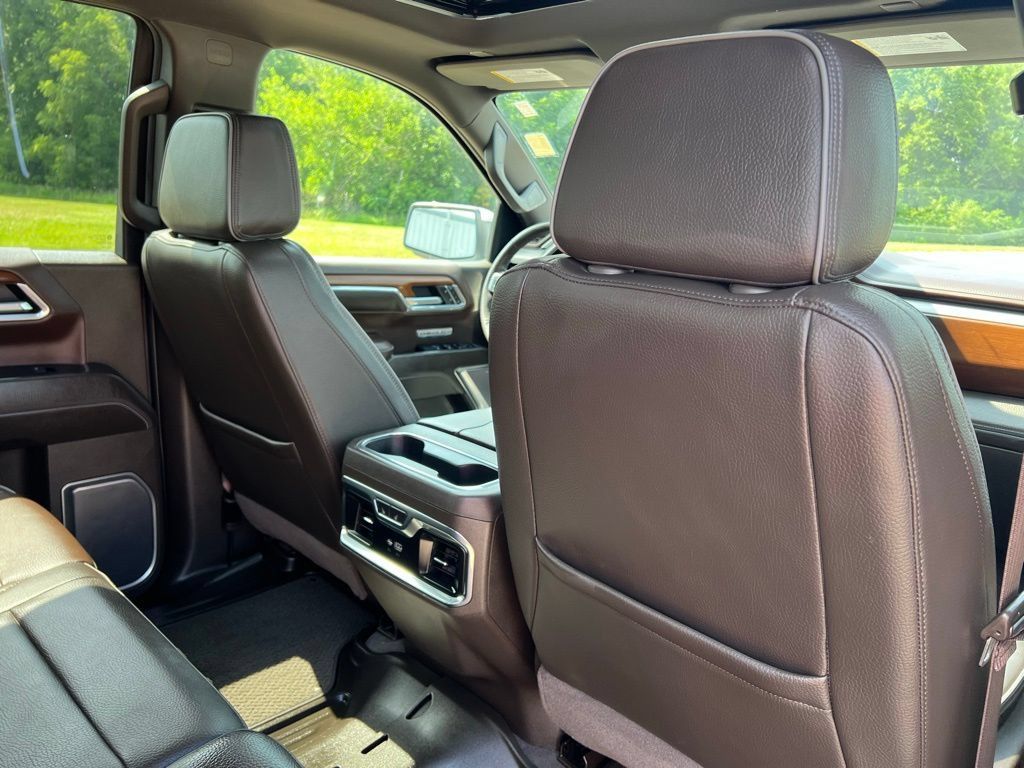 Used 2023 GMC Sierra 1500 Denali w/ Denali Reserve Package AWD/4WD image 19