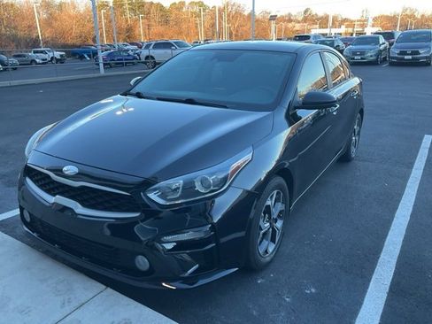 Used 2019 Kia Forte LXS image 11