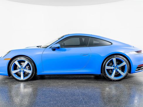 Used 2022 Porsche 911 Carrera image 16