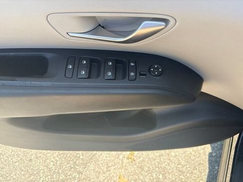 Used 2022 Hyundai Tucson SEL w/ Cargo Package AWD/4WD image 14