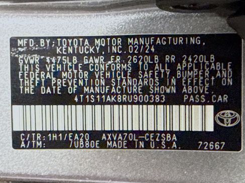 Used 2024 Toyota Camry SE w/ Cold Weather Package FWD image 39
