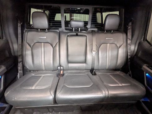 Used 2016 Ford F150 Platinum w/ Equipment Group 701A Luxury AWD/4WD image 42