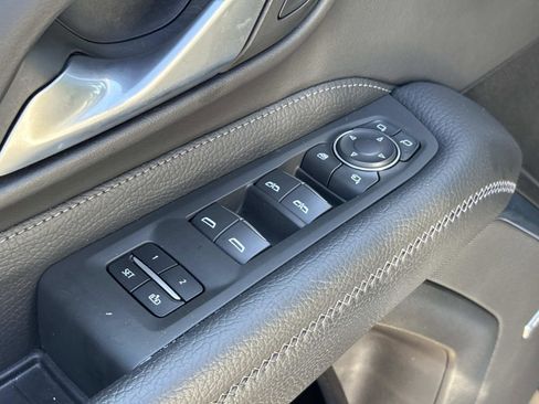 Certified 2022 GMC Yukon Denali image 13