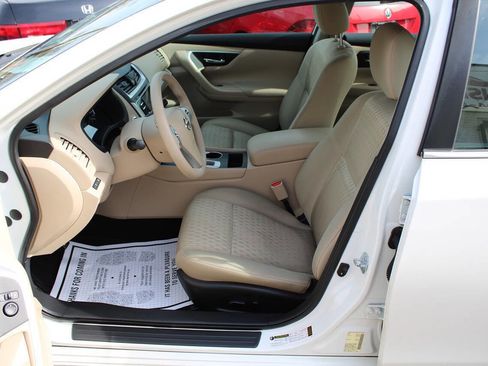 Used 2016 Nissan Altima 2.5 S w/ Power Driver Seat Package image 17