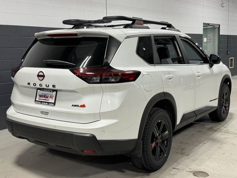 New 2026 Nissan Rogue SV AWD/4WD image 19