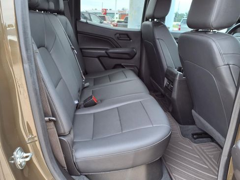 Used 2024 Chevrolet Colorado Trail Boss AWD/4WD image 19