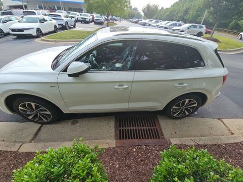 Used 2022 Audi Q5 2.0T Premium Plus AWD/4WD image 2