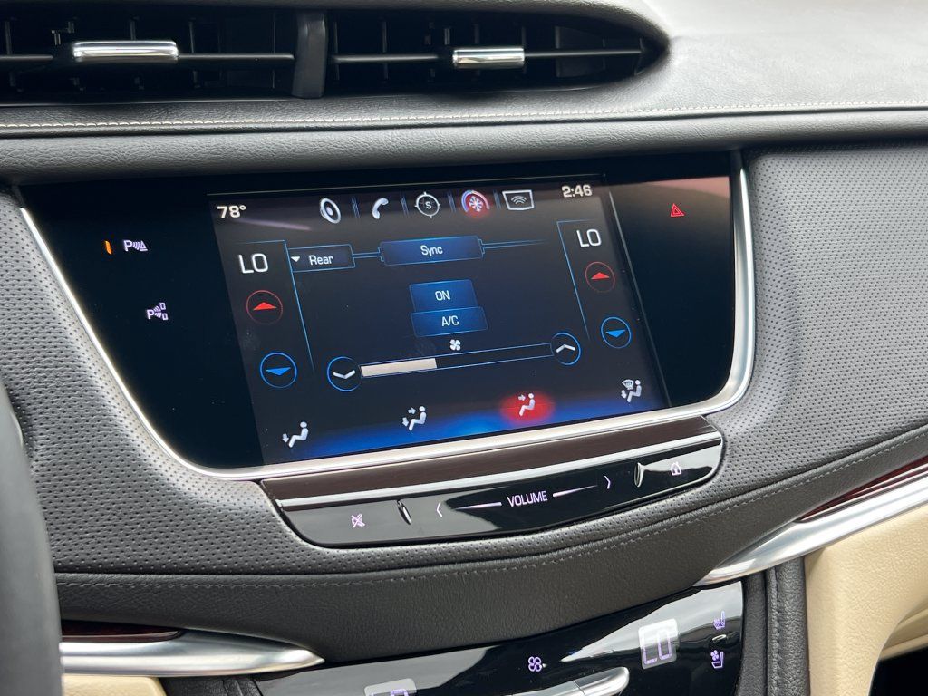 Used 2017 Cadillac XT5 Premium Luxury w/ Driver Assist Package FWD image 42