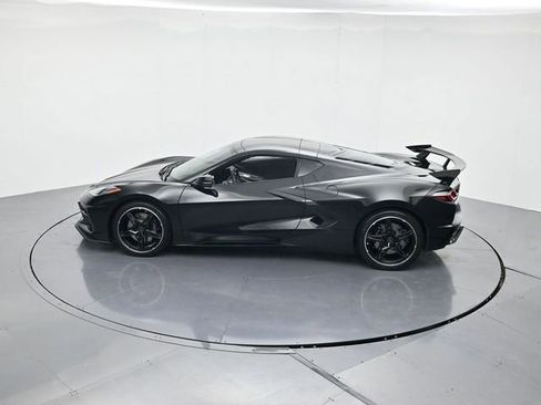 Used 2025 Chevrolet Corvette Stingray Coupe w/ Z51 Performance Package image 45