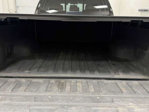 Used 2015 Toyota Tundra SR5 w/ TRD Off Road Package AWD/4WD image 27