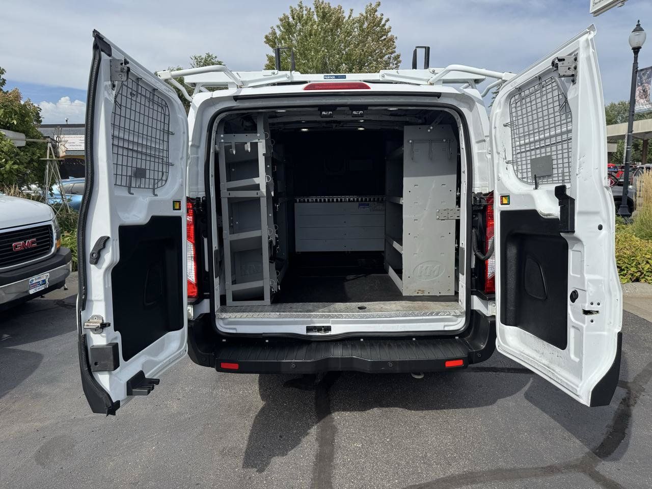 Used 2023 Ford Transit 250 Low Roof AWD image 11