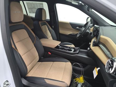 New 2026 Chevrolet Equinox ACTIV w/ Safety and Technology Package image 28