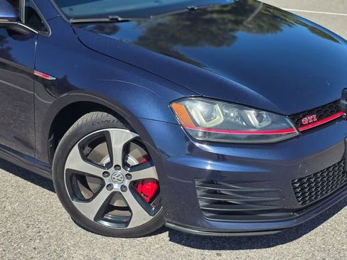 Used 2017 Volkswagen GTI Autobahn image 4