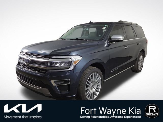 Used 2024 Ford Expedition Platinum AWD/4WD image 1