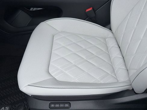 New 2025 Volkswagen Atlas Cross Sport SEL Premium R-Line image 9