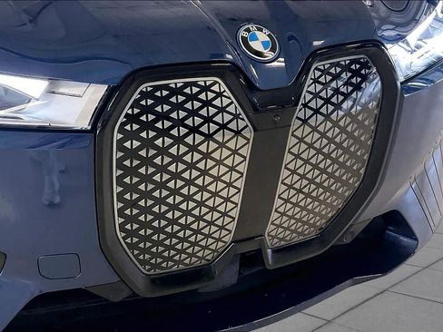 Certified 2024 BMW iX xDrive50 w/ Sport Package AWD/4WD image 28
