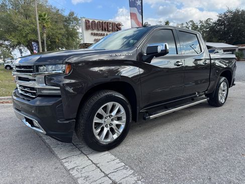 Used 2021 Chevrolet Silverado 1500 LTZ image 1