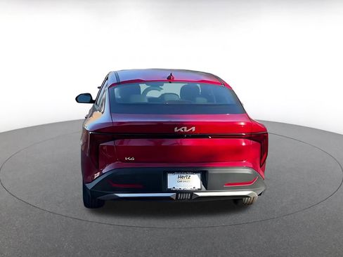 Used 2025 Kia K4 LXS FWD image 11