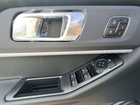 New 2026 Ford Explorer ST-Line AWD/4WD image 15