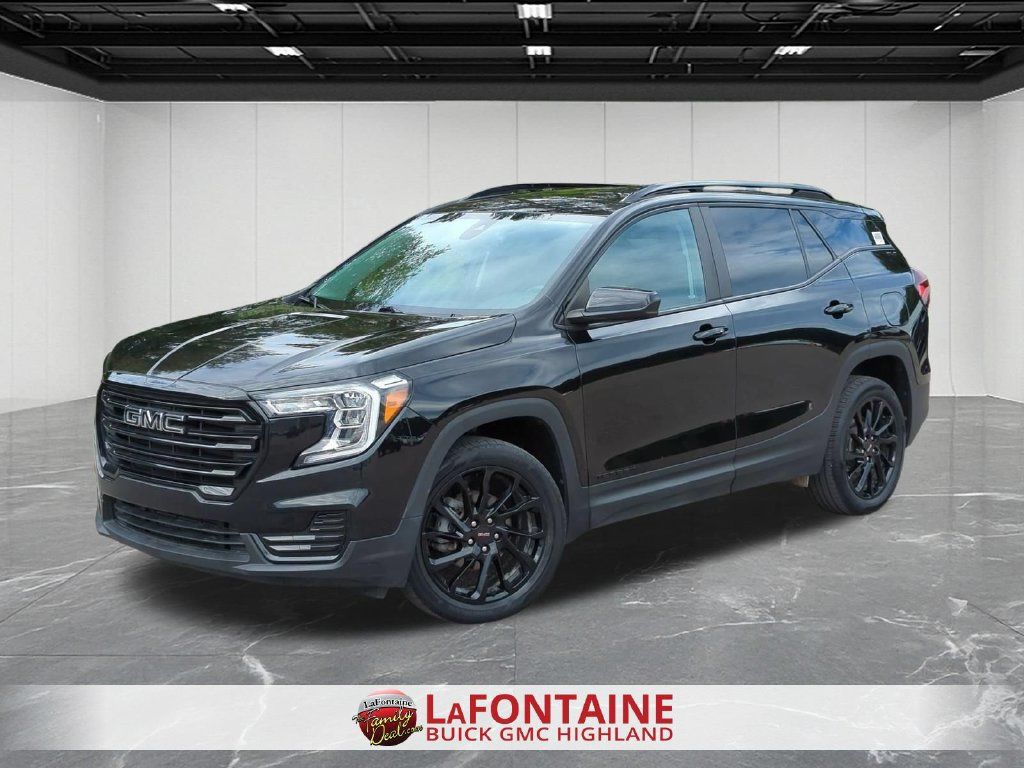 Certified 2023 GMC Terrain SLE w/ Driver Convenience Package AWD/4WD image 1