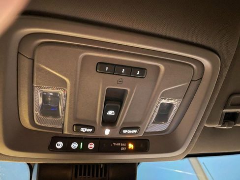 Used 2025 GMC Sierra 1500 Elevation w/ Preferred Package image 49