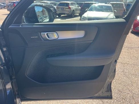 New 2026 Volvo XC40 B5 Ultra w/ Protection Package Premier AWD/4WD image 14