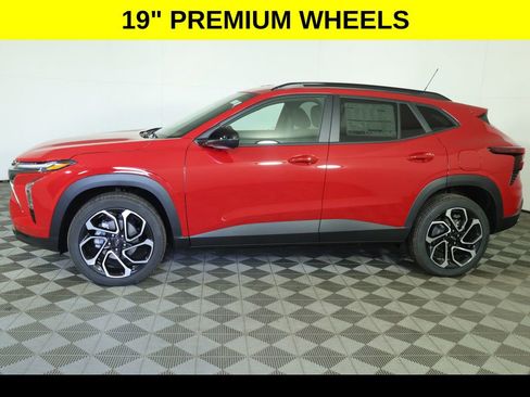 New 2026 Chevrolet Trax RS FWD image 10