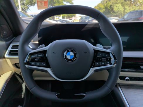 Used 2026 BMW 330i Sedan w/ Premium Package RWD image 22