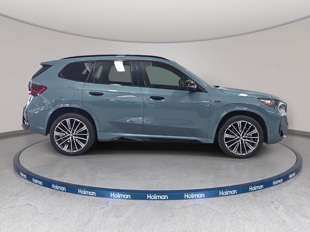 Used 2023 BMW X1 xDrive28i w/ Premium Package AWD/4WD image 6