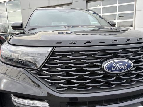 Used 2022 Ford Explorer ST-Line w/ Class IV Trailer Tow Package image 24