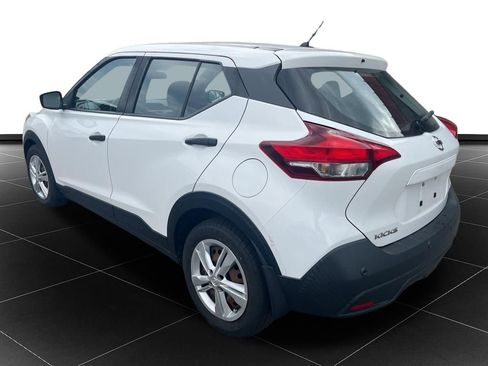 Used 2020 Nissan Kicks S FWD image 3
