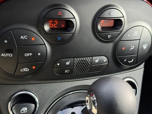 Used 2012 FIAT 500 Lounge w/ Luxury Leather Pkg image 17