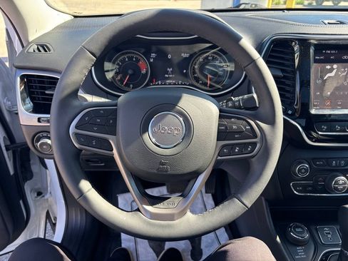 Used 2022 Jeep Cherokee Limited w/ Elite Package AWD/4WD image 27