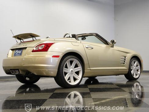 Used 2006 Chrysler Crossfire Limited RWD image 28