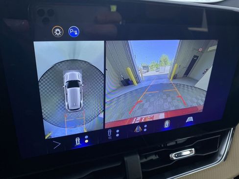 New 2026 Chevrolet Equinox ACTIV w/ Convenience Package III FWD image 6