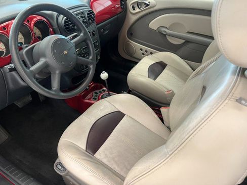 Used 2005 Chrysler PT Cruiser Touring image 12