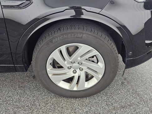 Used 2025 Land Rover Discovery Sport S AWD/4WD image 9