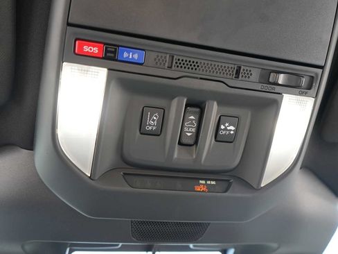 Used 2023 Subaru Forester Wilderness AWD/4WD image 29