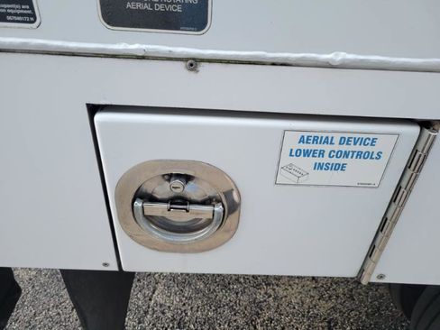 Used 2017 RAM 5500 Tradesman w/ Power & Remote Entry Group image 18