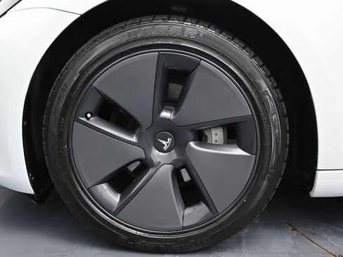 Used 2021 Tesla Model 3 Long Range image 8