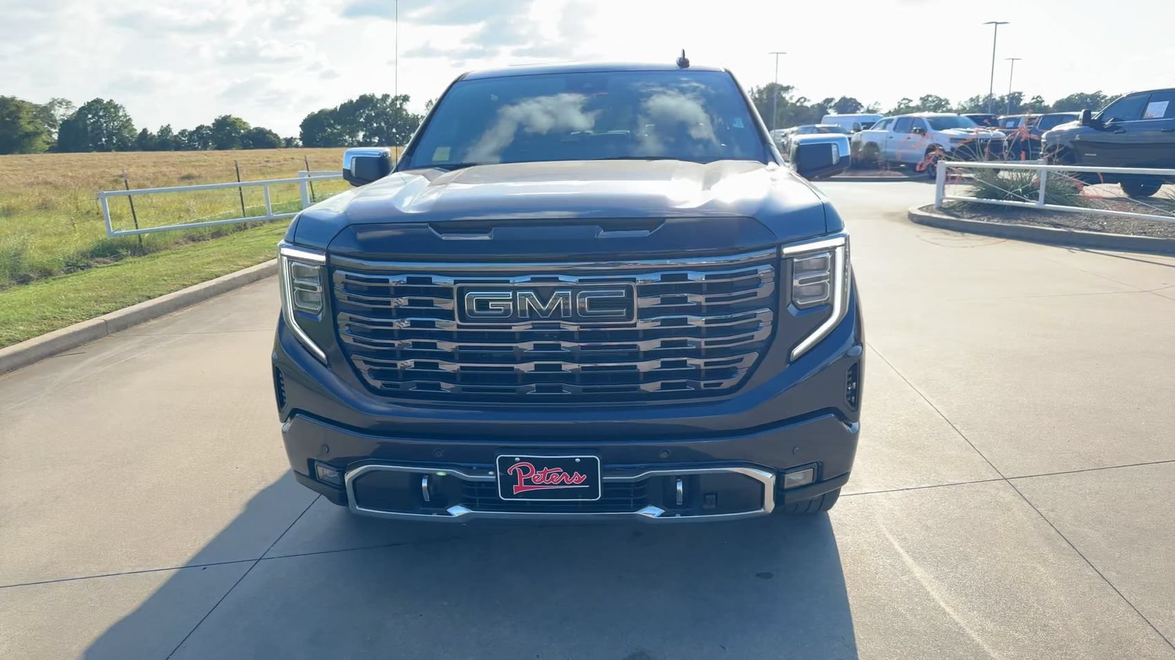 Used 2025 GMC Sierra 1500 Denali Ultimate AWD/4WD image 3