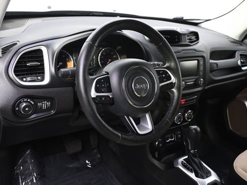 Used 2016 Jeep Renegade Latitude w/ Cold Weather Group AWD/4WD image 11