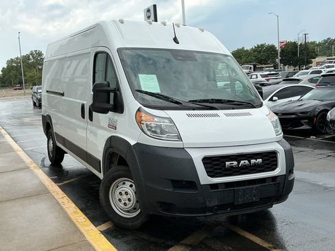 Used 2022 RAM ProMaster 2500 FWD image 2