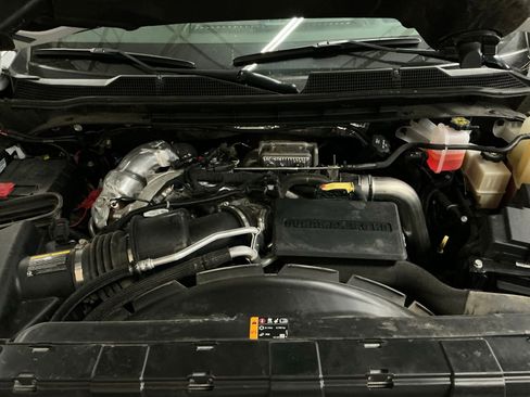 Used 2022 Chevrolet Silverado 2500 LTZ w/ LTZ Premium Package AWD/4WD image 37
