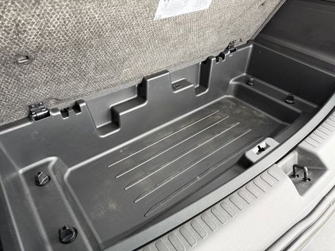 Certified 2024 GMC Acadia AT4 w/ Luxury Package image 10