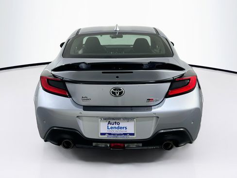 Used 2025 Toyota GR86 image 6