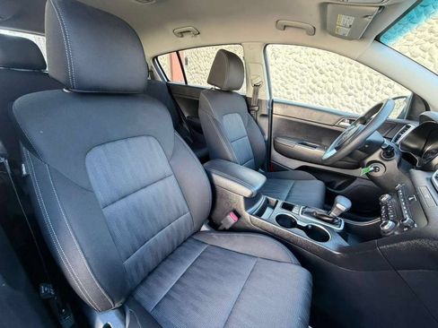 Used 2022 Kia Sportage LX AWD/4WD image 22
